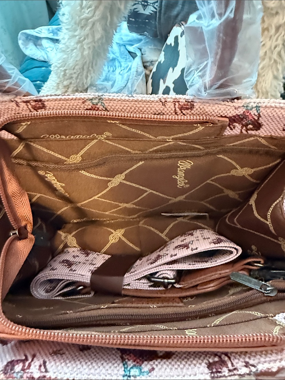 Wrangler Pink Tote with Brown Trim and Western Rider Print - Picture 5 of 5